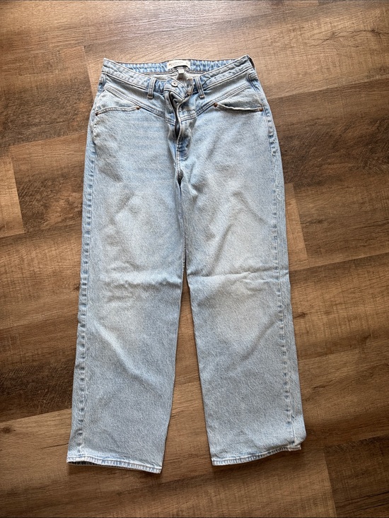Abercrombie & Fitch Denim - Abercrombie & Fitch Light Wash Straight Leg Jeans